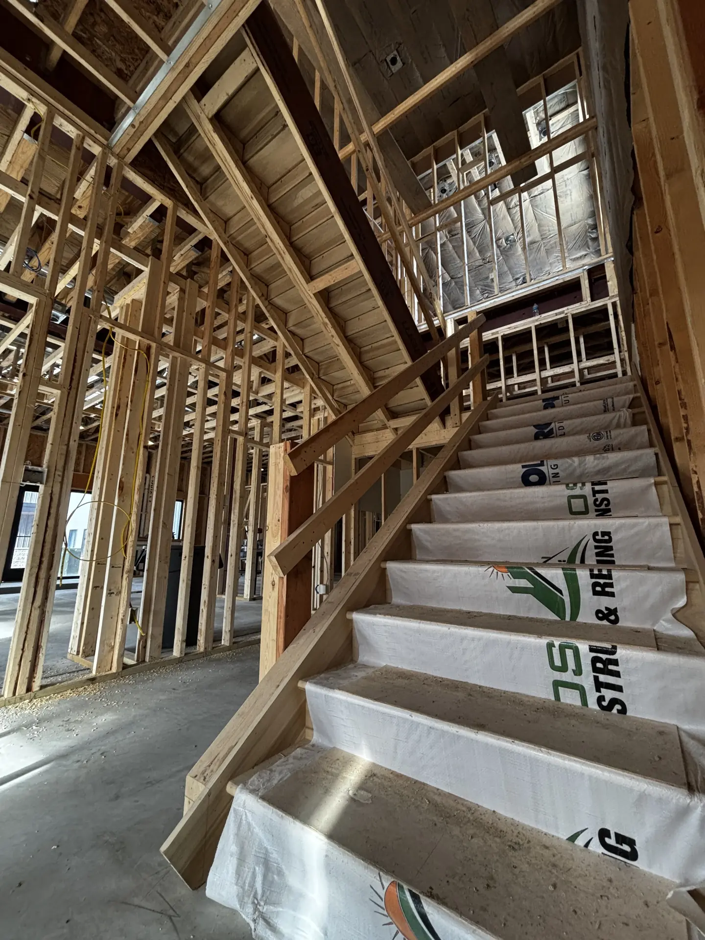 Prefabricated poplar hardwood staircase